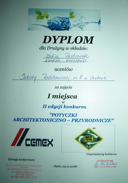 Zdjęcie dyplomu dla dwuosobowej drużyny w konkursie recytatorskim.